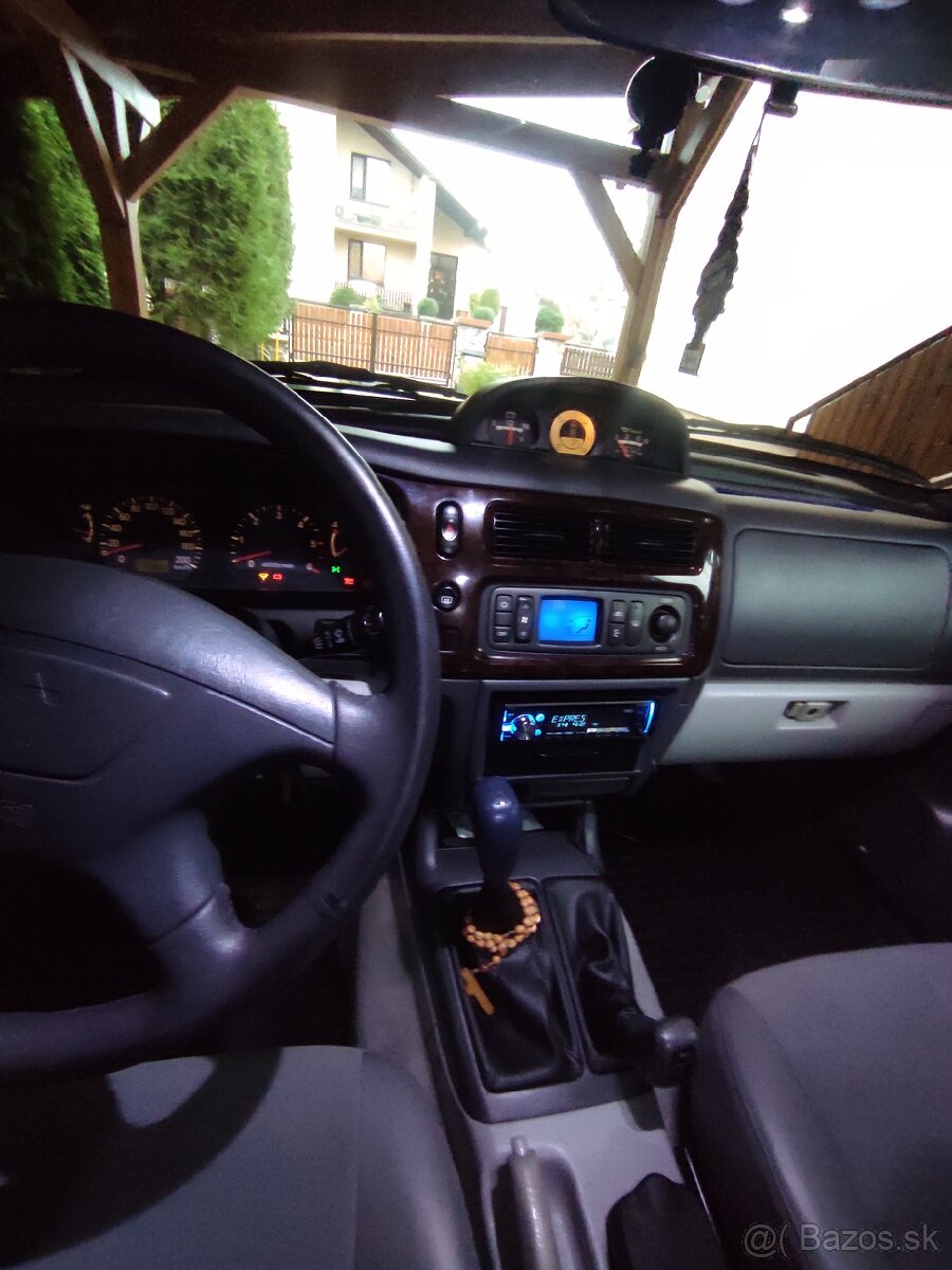 Mitsubishi Pajero Sport 2,5 85kw, r.v.2002 - 13