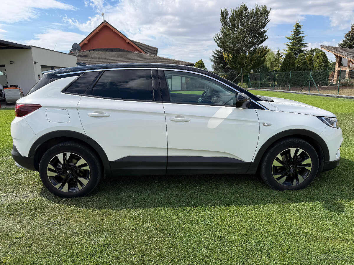 Opel Grandland X 1.6 Turbo - 13