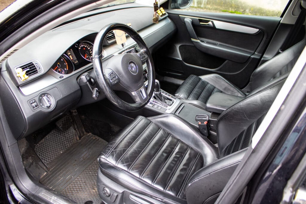 Voslwagen passat variant - 13