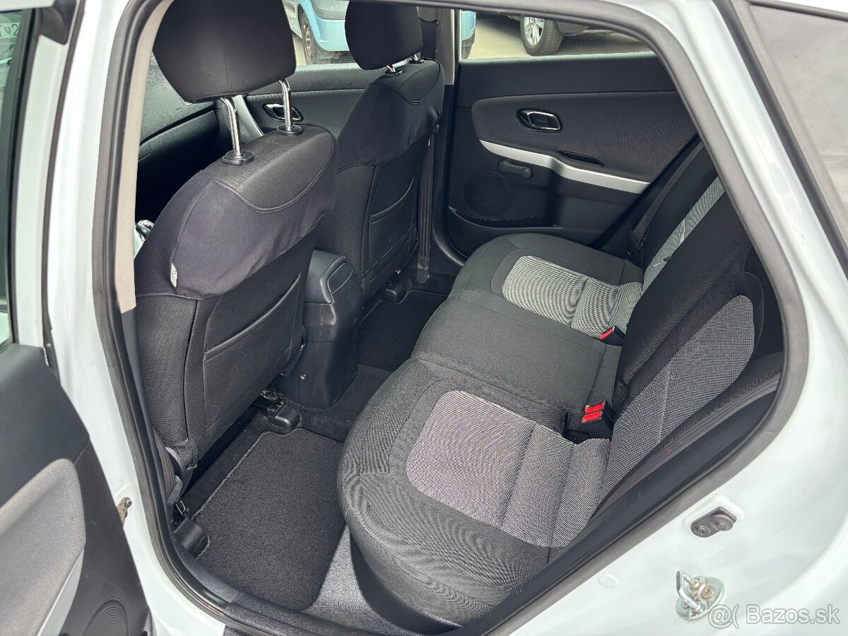 KIA Ceed 1.4i, 73 kw - 13