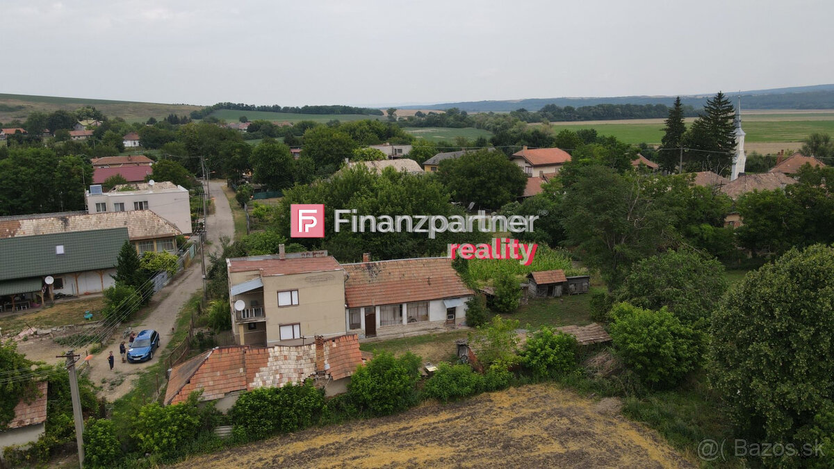 Dom , Chalupa v Bielovciach . - 13