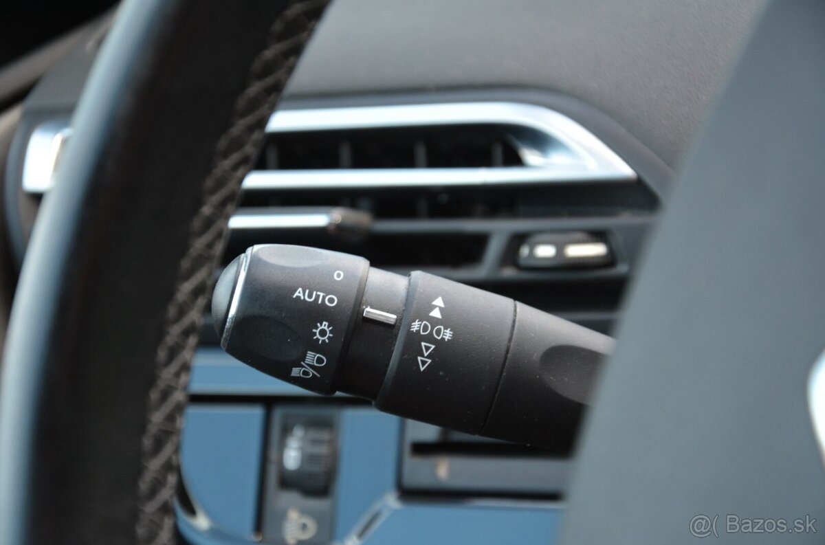 Citroen C4 Picasso 1.6 HDi, SR voz - 13
