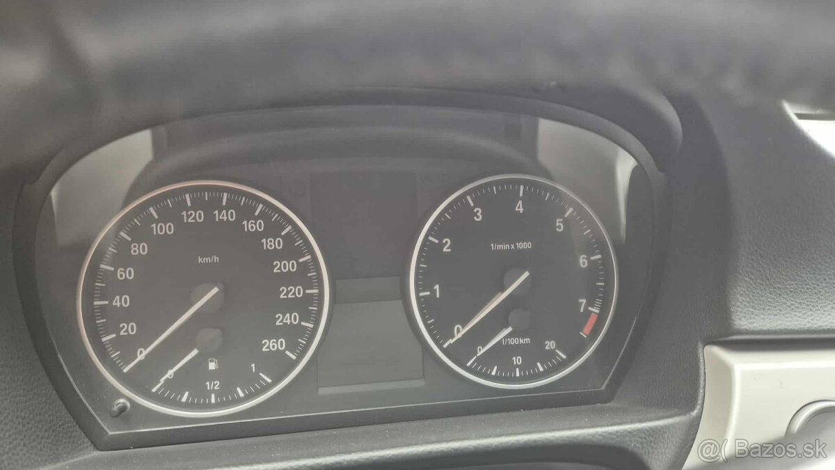 BMW E90 320i 2,0i 125kw - 13