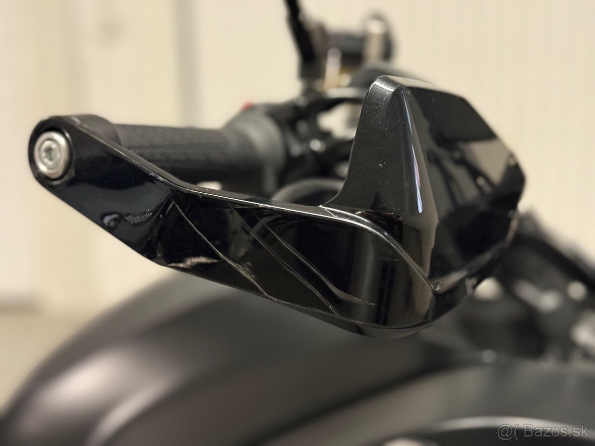 CF MOTO 700 MT - 13