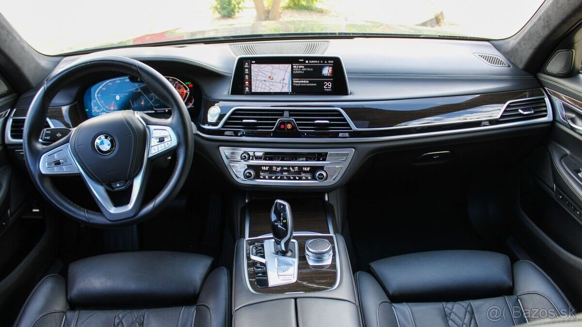 BMW Rad 7 750Li xDrive A/T, Top výbava - 13