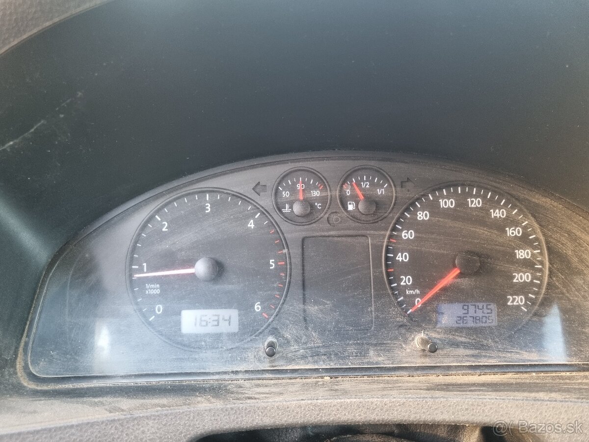 VW TRANSPORTER T5 1.9 TDi ROK-2007 - 13