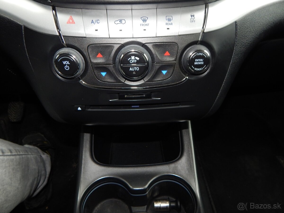 Fiat Freemont 2.0 16V MultiJet Urban - 13