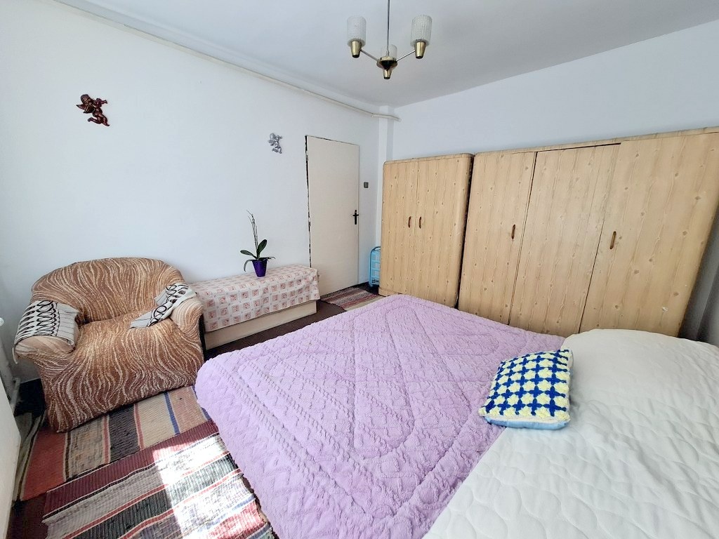 Rodinný dom s parádnym pozemkom - 13