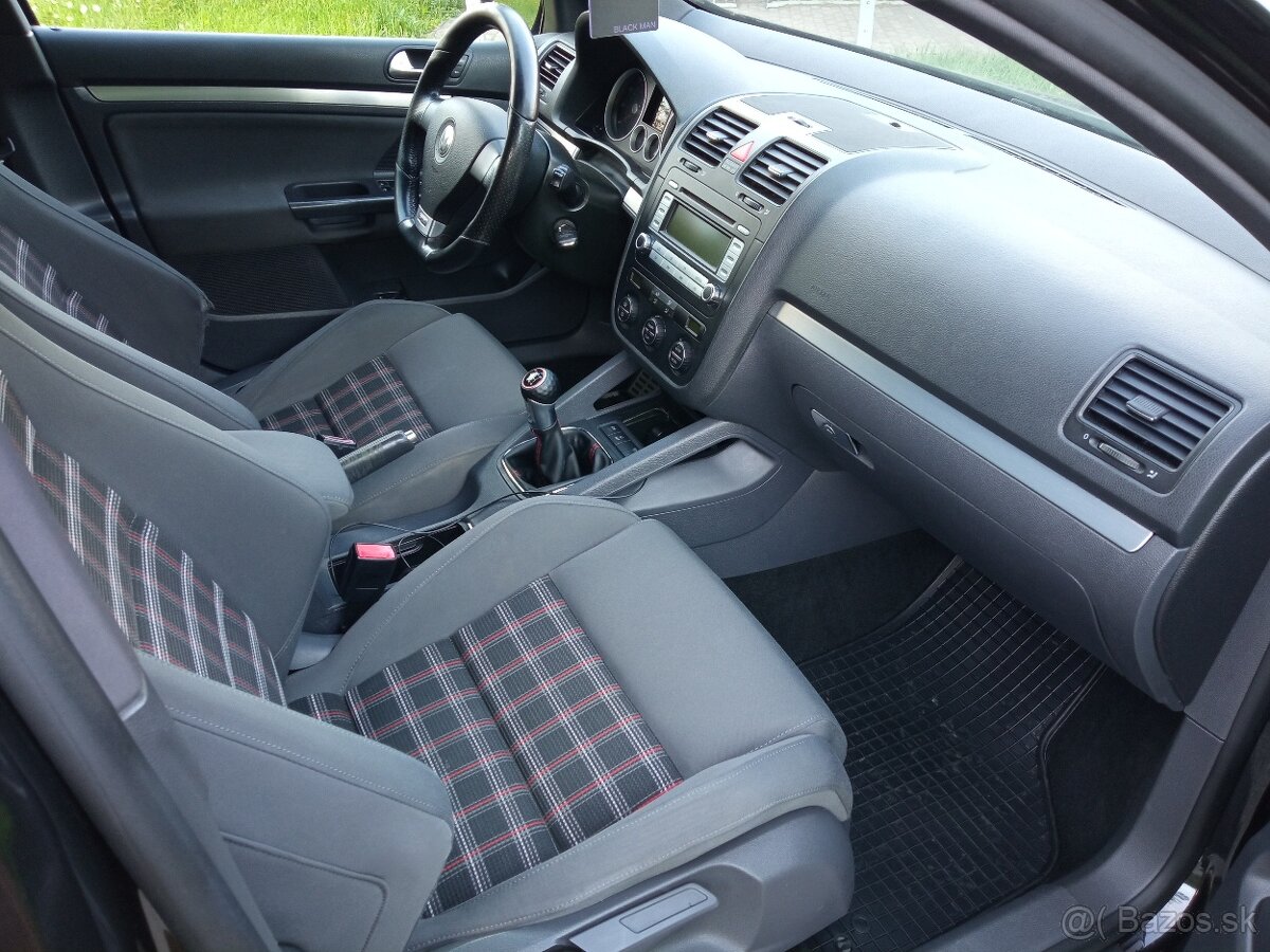 Volkswagen Golf GTI 2.0 147kw 200PS - 13