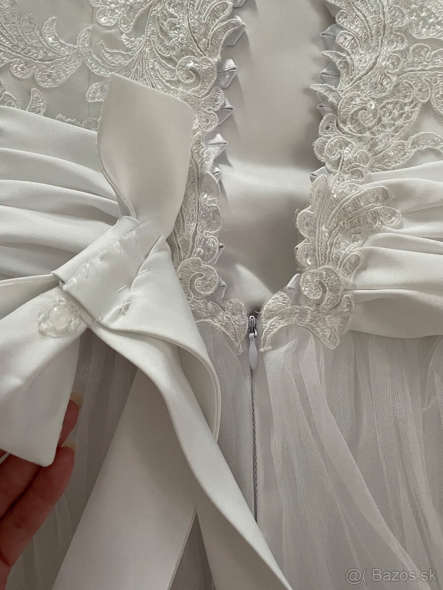 Svadobné šaty navrhnuté a ušité na mieru - 13