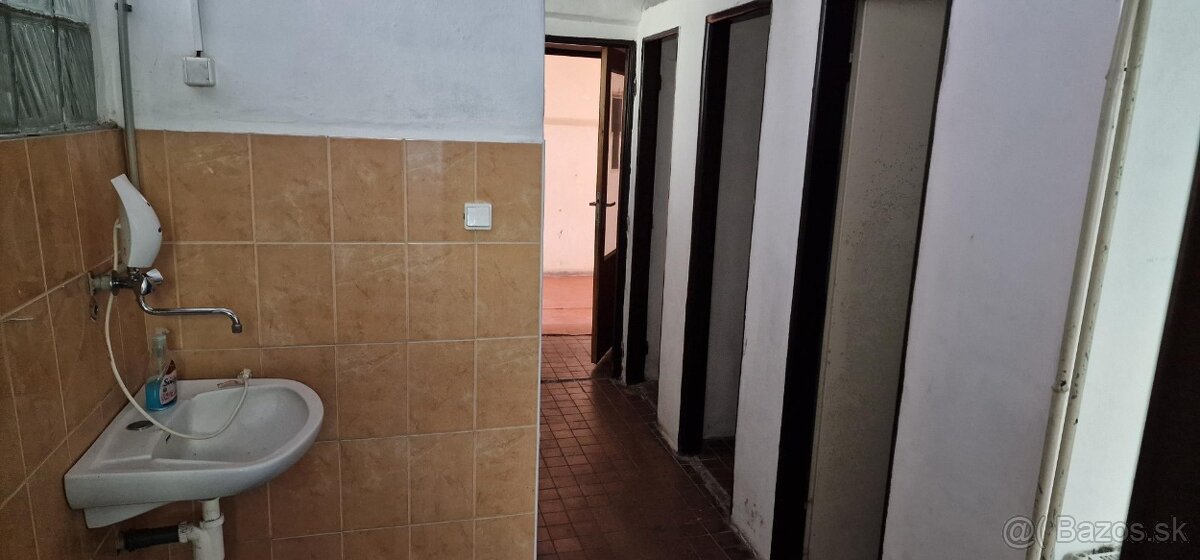 Priemyselná budova na predaj | Stakčín - 13