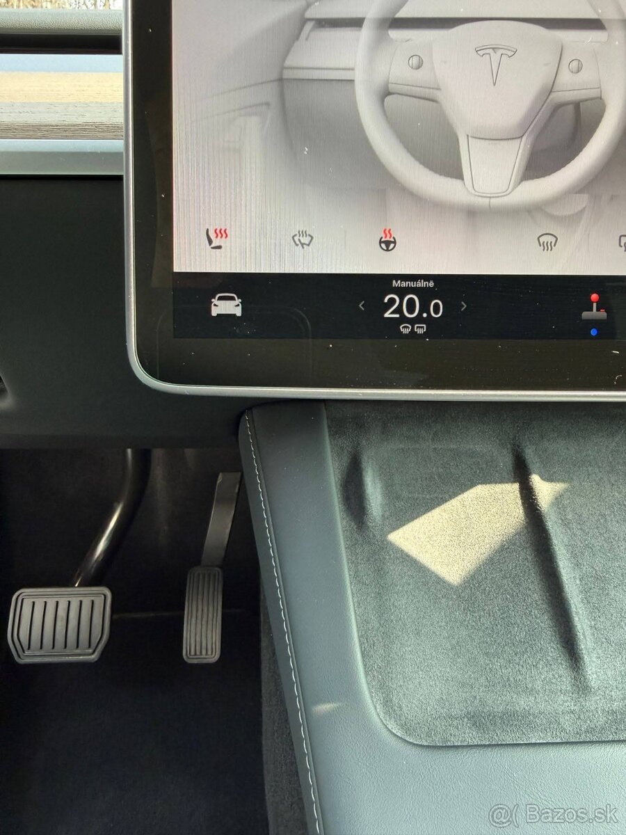 TESLA MODEL Y FACELIFT LONG RANGE - 13