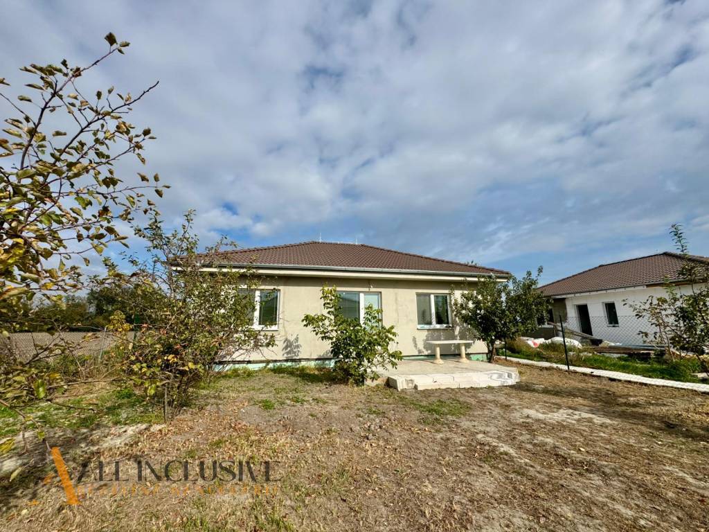 ALL INCLUSIVE l NA PRENÁJOM 4 IZBOVÉ RODINNÉ DOMY , ČENKOVCE - 13