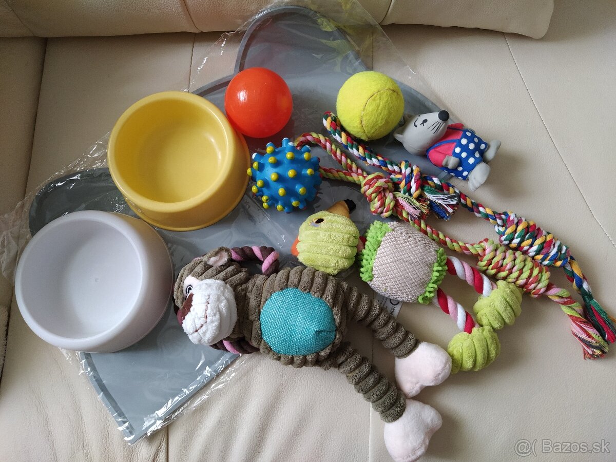Sada / potreby pre psa + 4 nové hračky Osobný odber - 13
