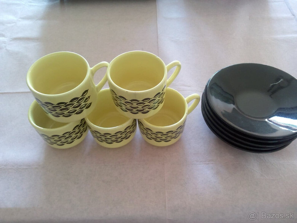 Retro kávové a čajové šálky 3. - 13