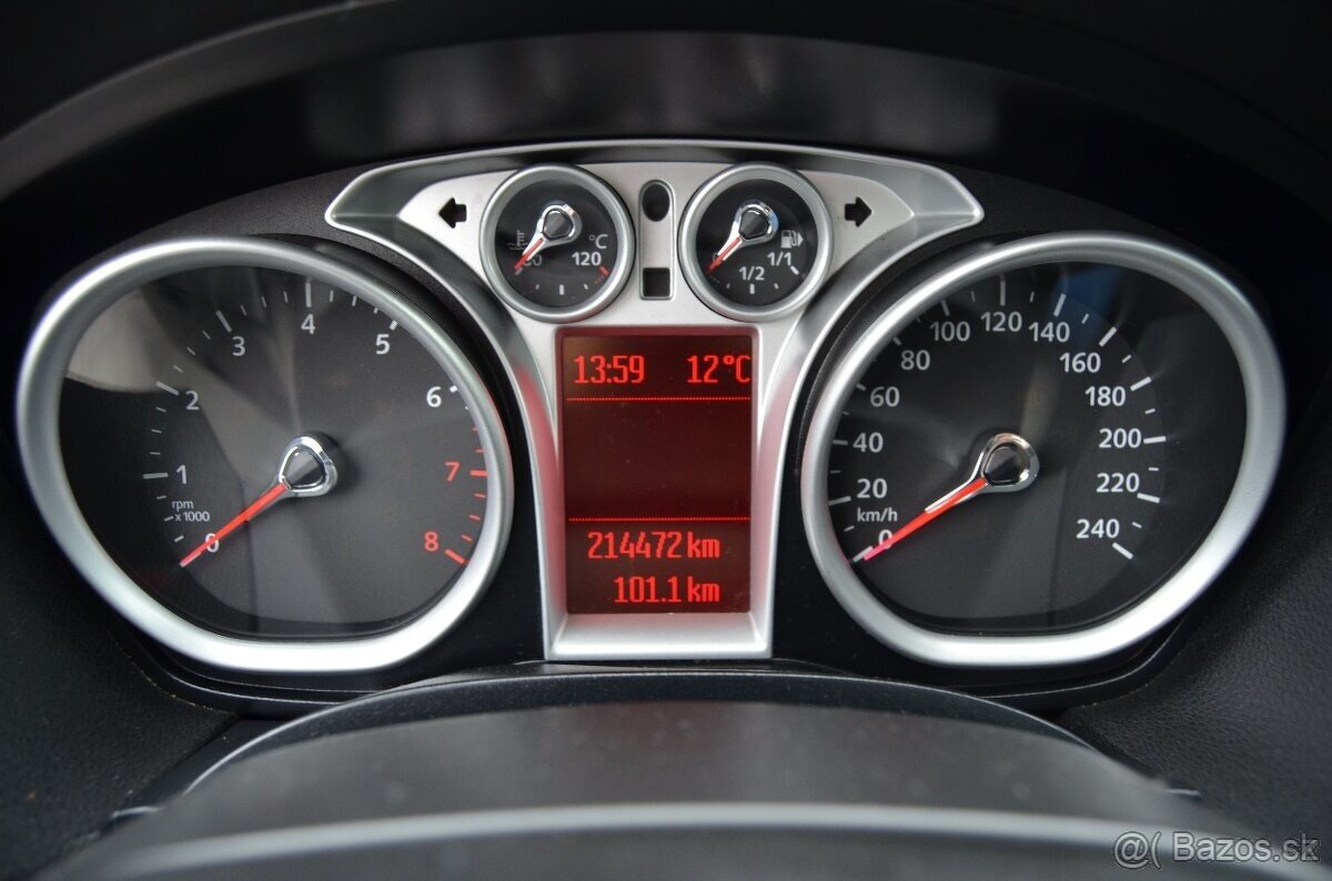 Ford Kuga 2,5 T,4x4,147kW - 13