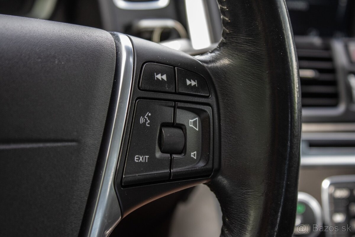 Volvo XC60 133kW MT/6 - 13