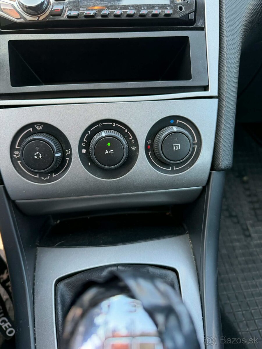 Peugeot 308 - 13