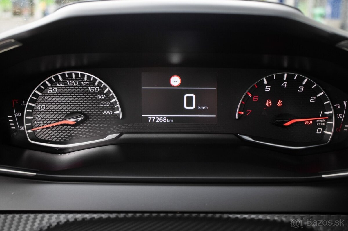Peugeot 208 1.2 PureTech, 74kW (2020) - 13
