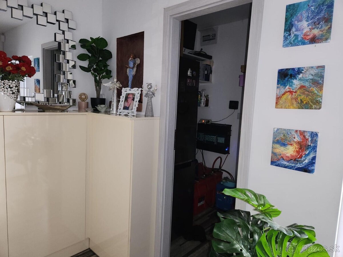 Predám 2 chatky - 13