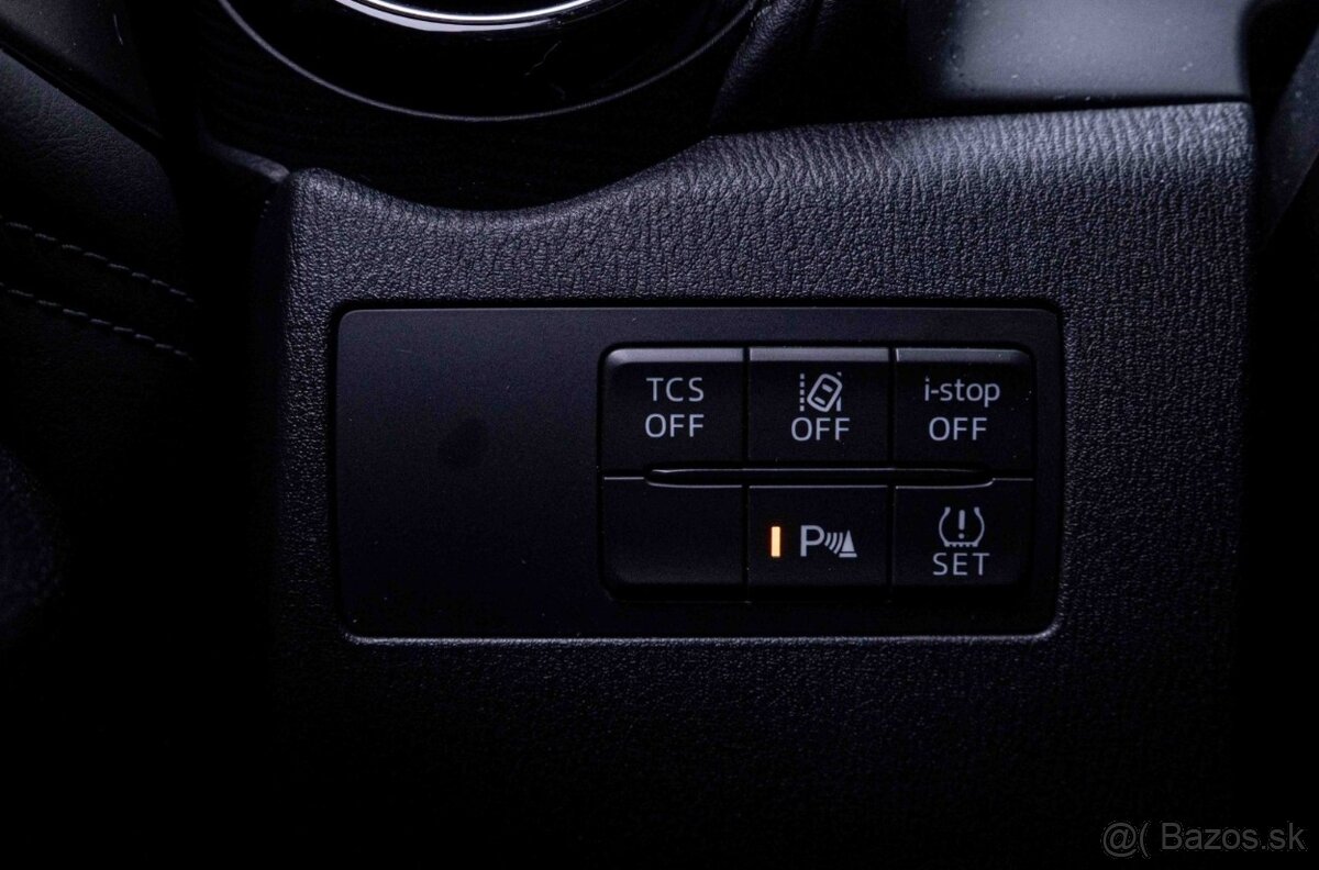 Mazda CX-3 2.0 Skyactiv-G121 Revolution A/T - 13