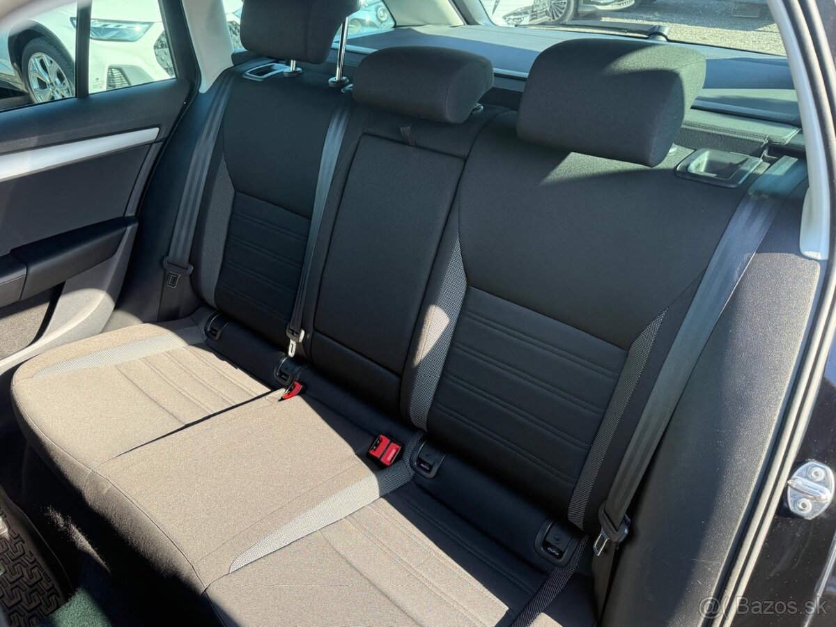 Škoda Octavia Combi 2.0 TDI Style DSG - 13