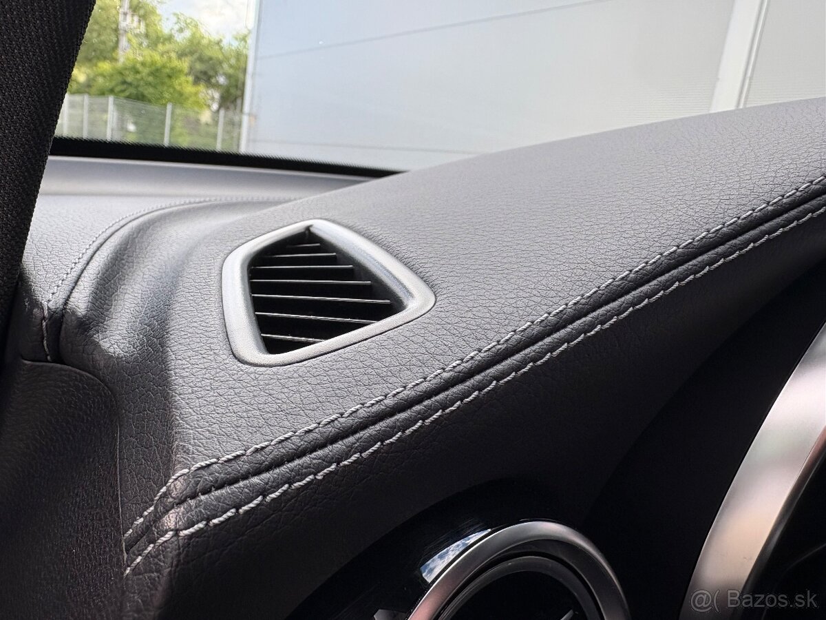 Mercedes-Benz GLC 250d AMG Night Packet - 13