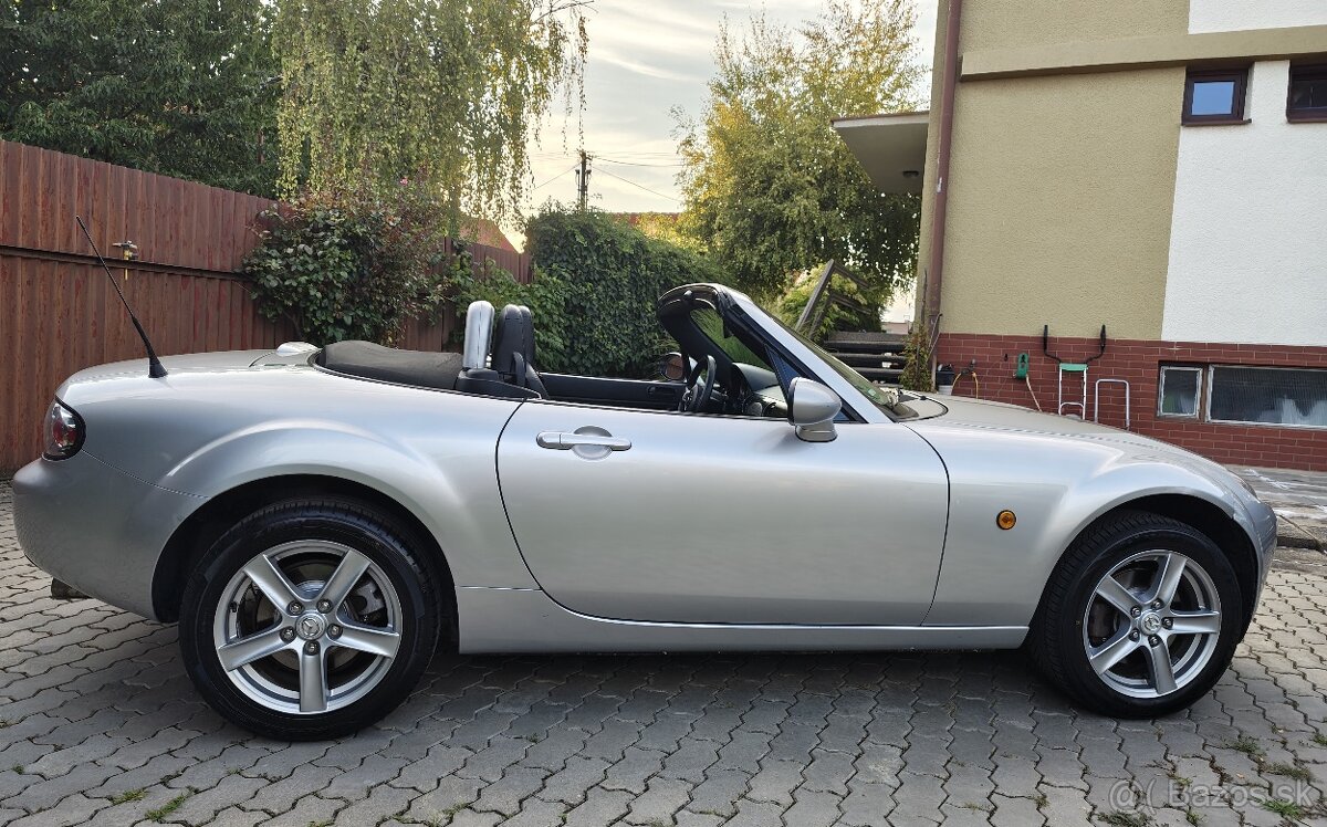• MAZDA MX-5 1.8i, 93 kW, 5-st. manuál, r.v. 2007 • - 13
