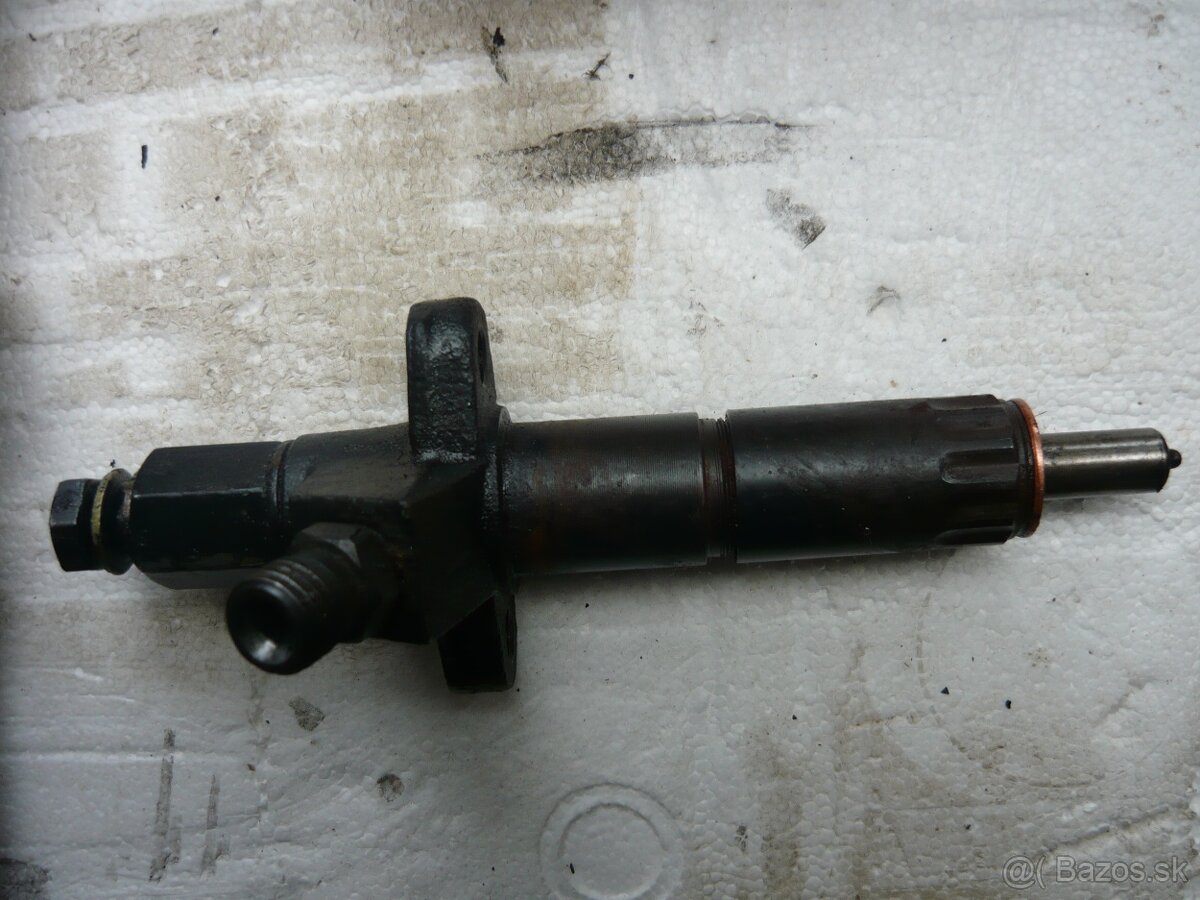 ČÍNSKÝ MOTOR LAIDONG - 3 válec - 13