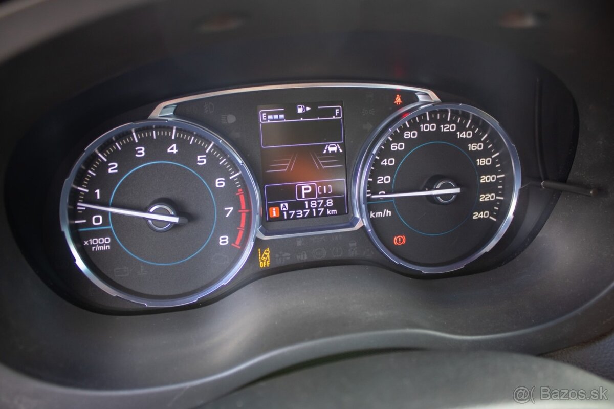 Subaru Forester 2.0i CVT - 13