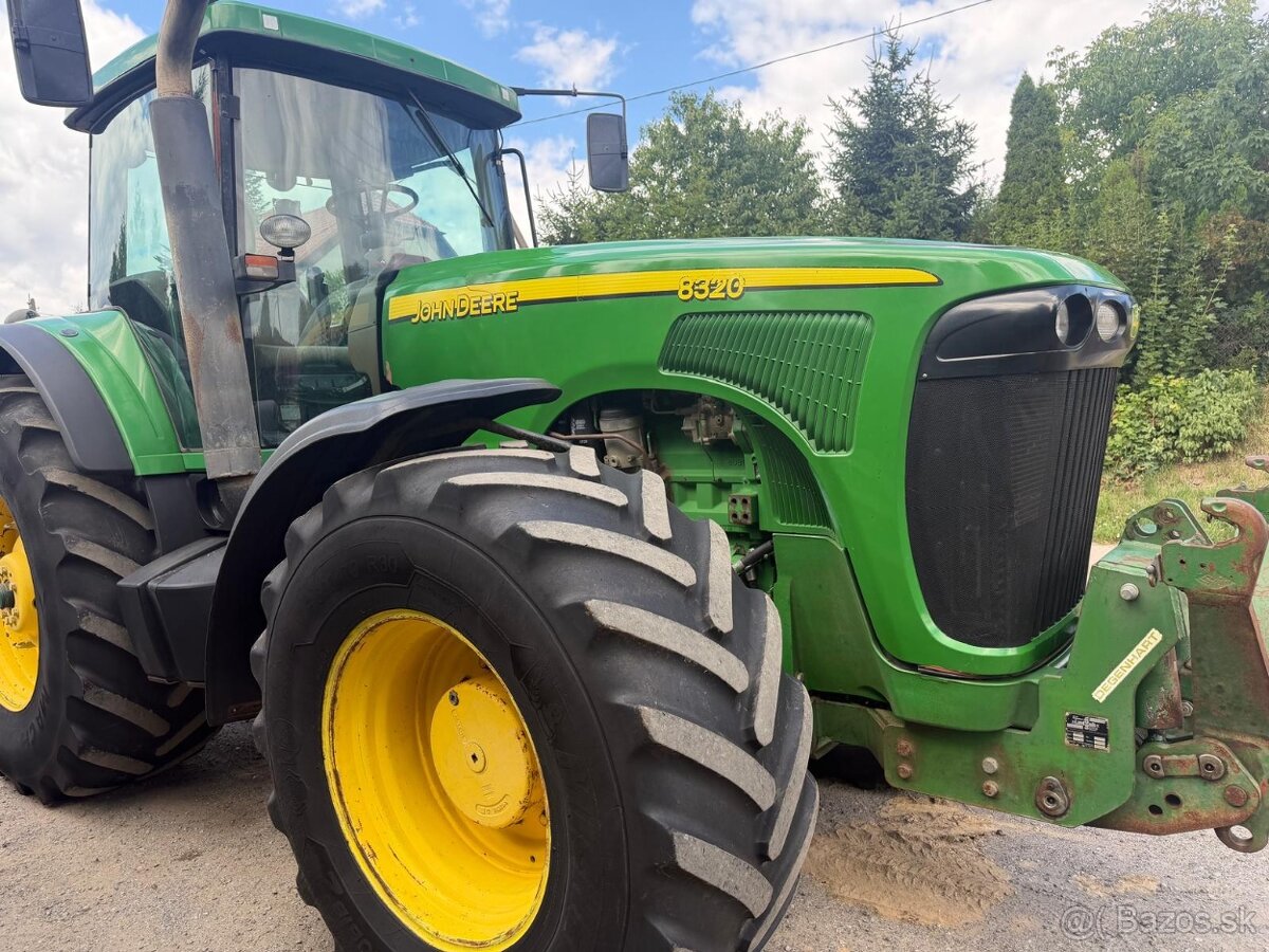 Zemědělský traktor John Deere 8320 PowerShift, modelový rok - 13