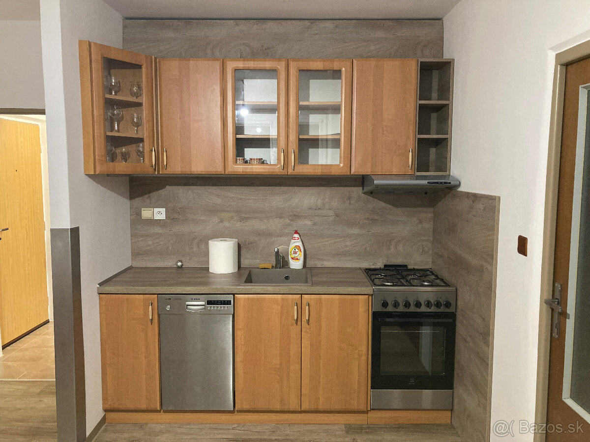 Prenájom 1-izbový byt - Prachatická, Zlatý Potok - 13