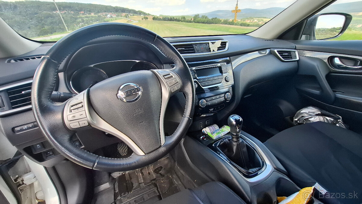 NISSAN X-TRAIL 1.6 Turbo benzín 120 kW - 108500km - 13