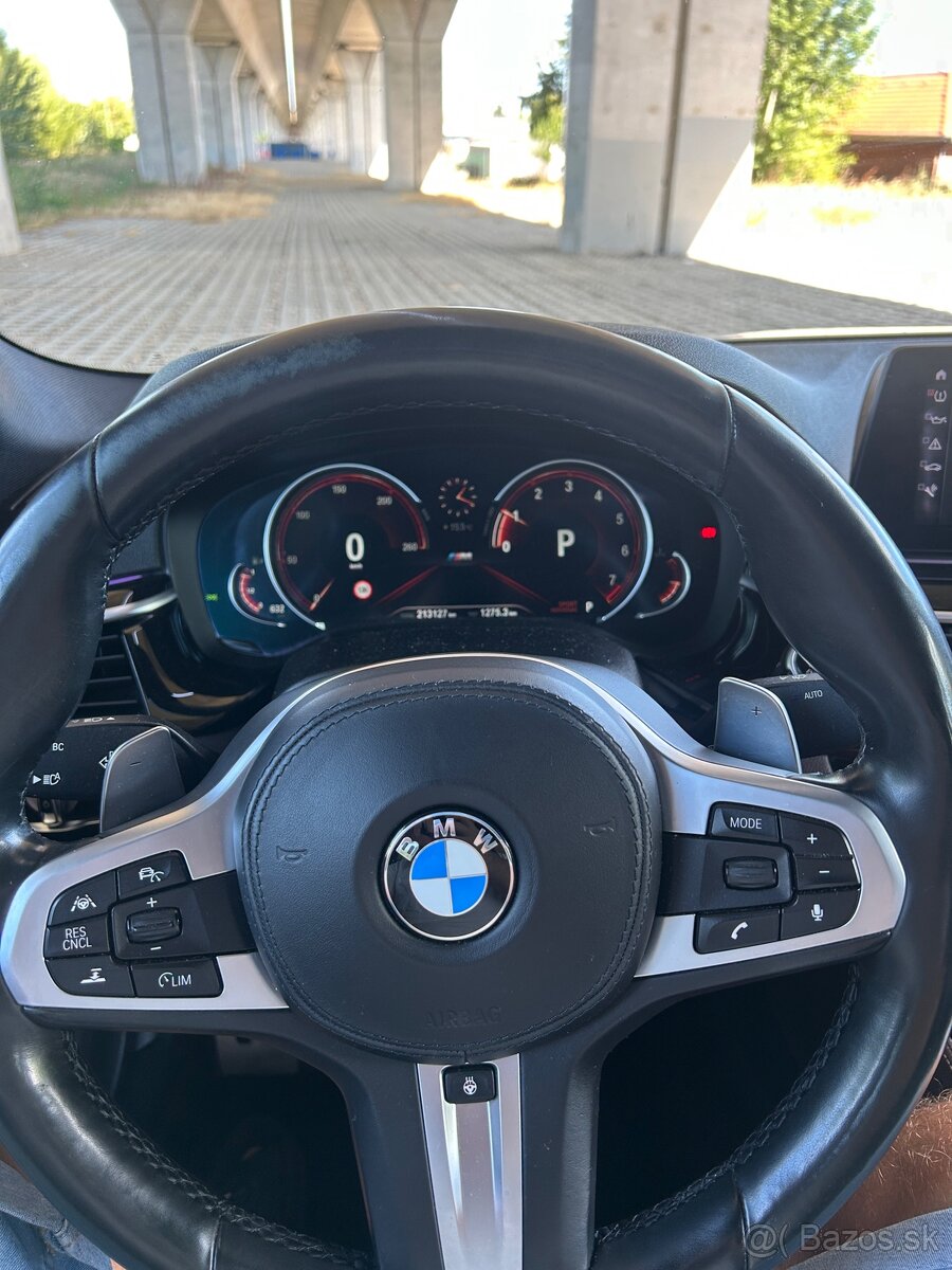 Predám BMW 540i xDrive G30 - 13