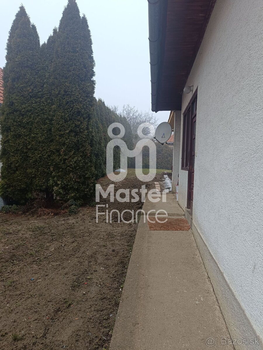 Na predaj dva rodinné domy Chynorany - 13