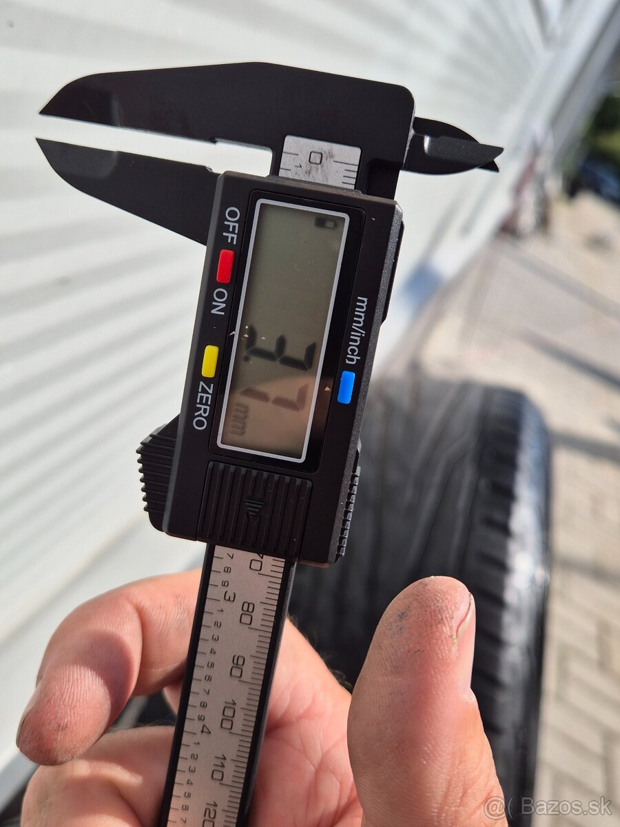 Hyundai IX 35 disky s letnými pneu - 13