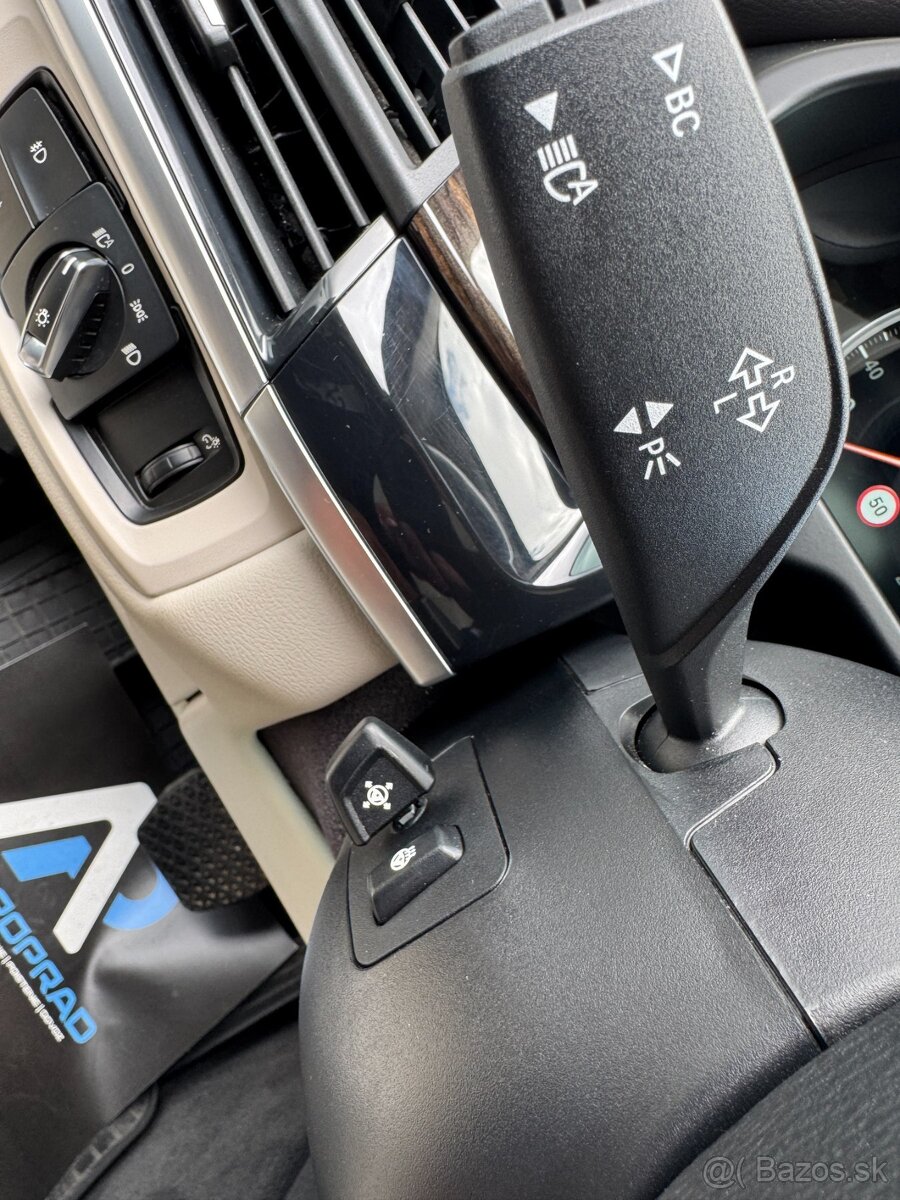 BMW X6 xDrive30d - 13
