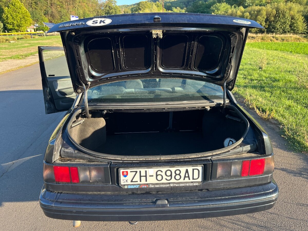 Ford Sierra 2.0 - 13