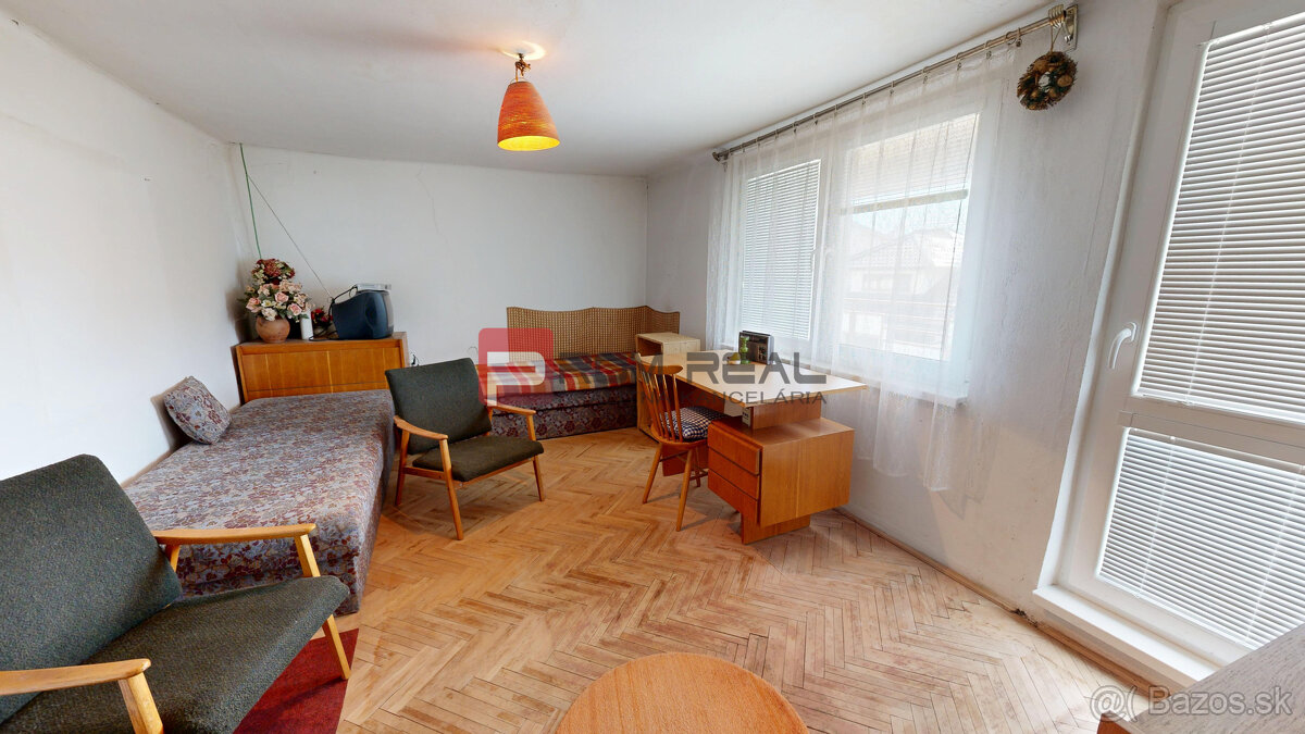 PREDAJ - Rodinný dom v meste Gbely - 13