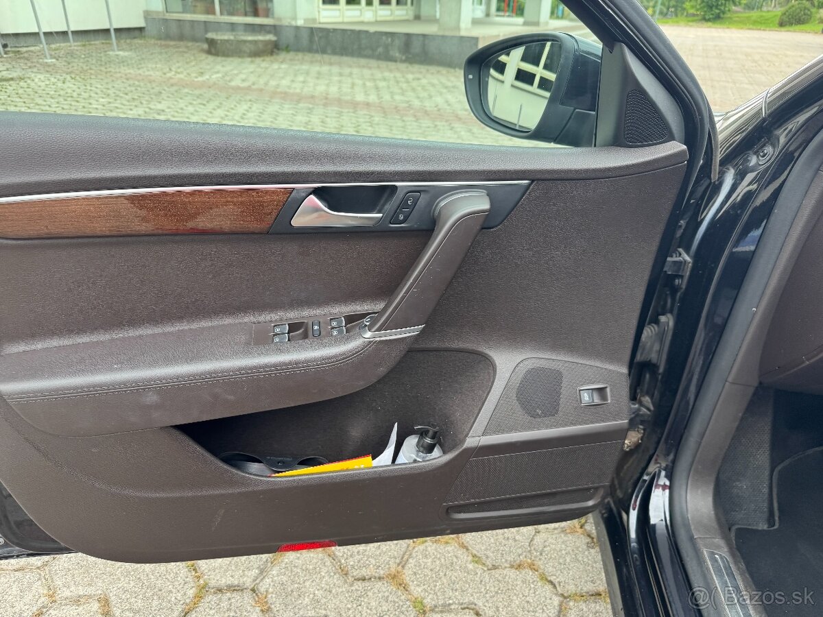 Volkswagen Passat 2.0 TDI BMT Comfortline 4MOTION Business - 13