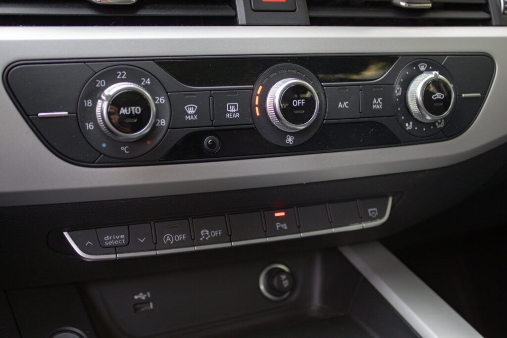 Audi A4 Avant 2.0 TDI 120 kW S-Tronic - 13