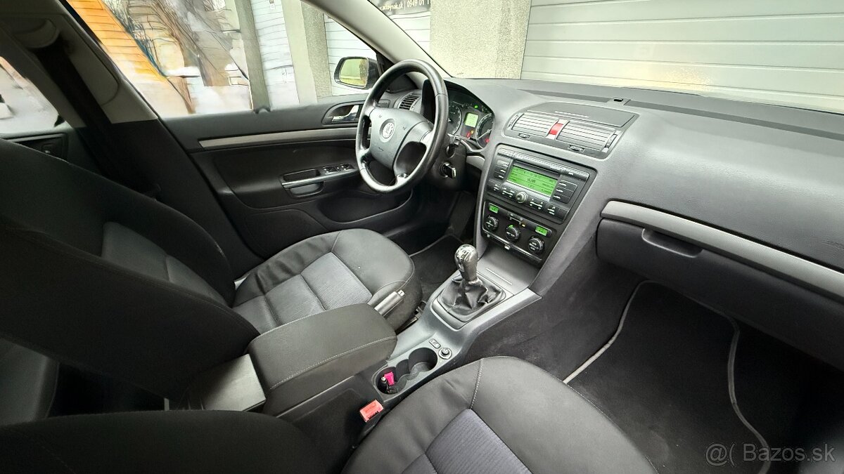 Škoda Octavia 2 sedan, 2008, 1.9 TDi, nová STK/EK - 13