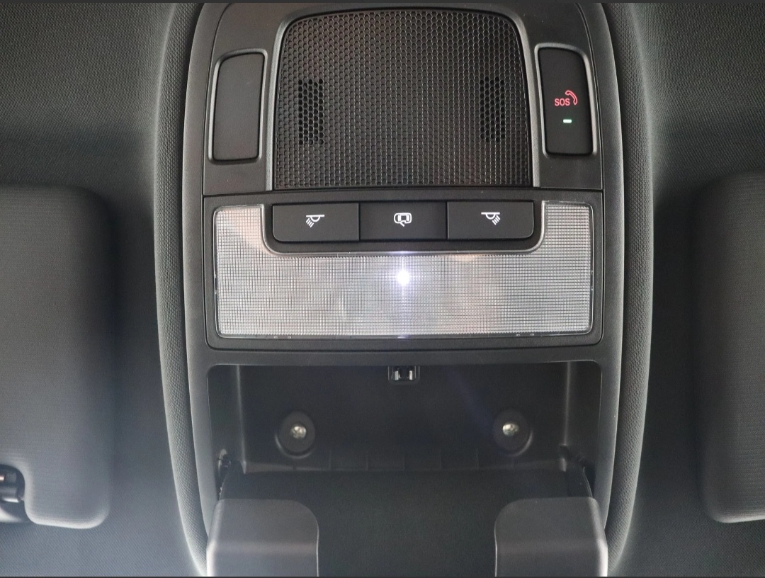 MG 4 LUXURY 64kwh - NOVÉ - MAX VÝBAVA - 13