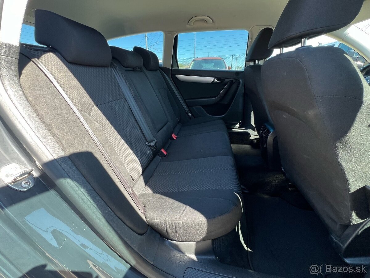 VW Passat b7 2.0 TDI diesel, 103kW, MT/6, rok:05.2012. - 13