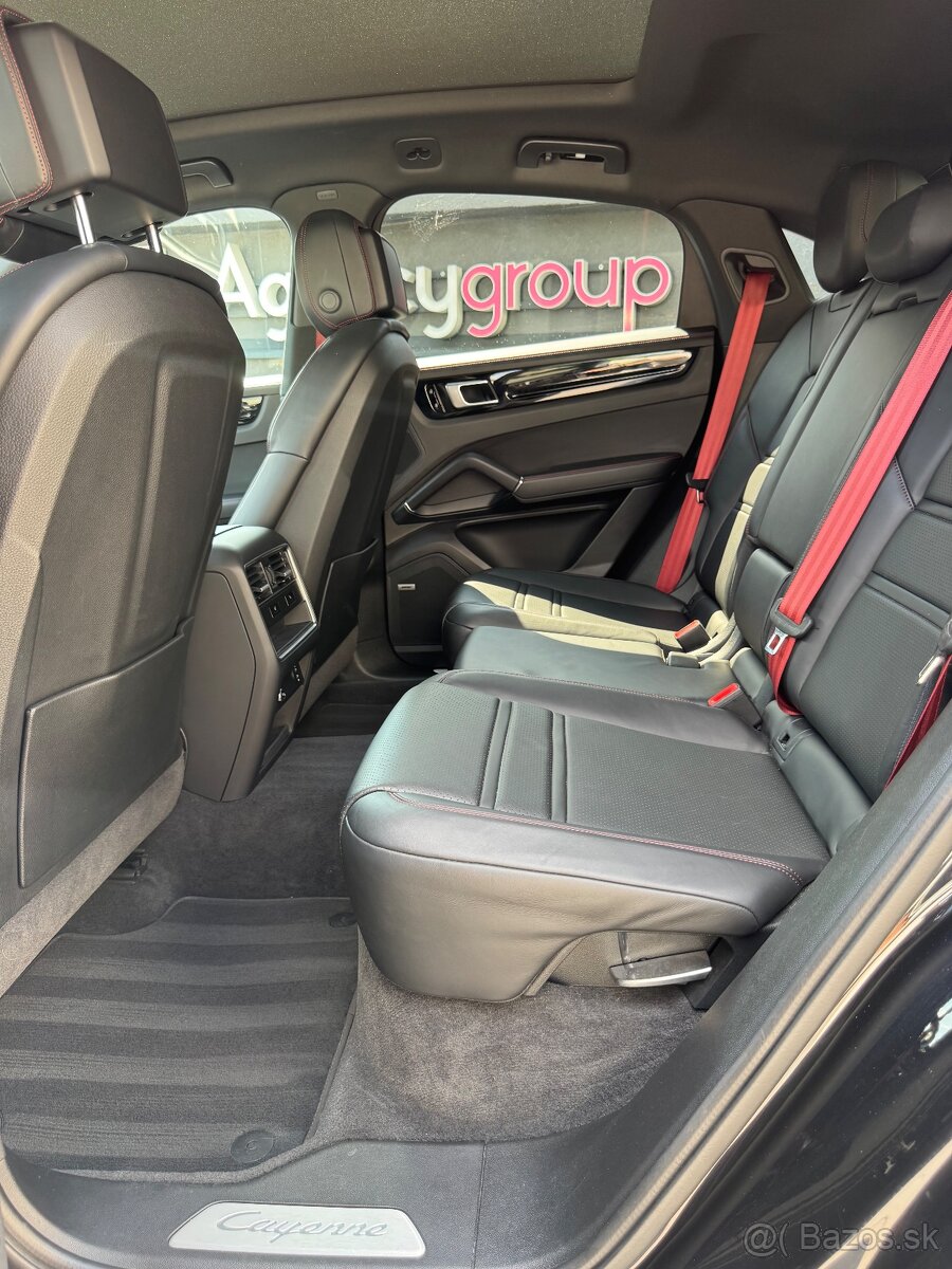Porsche Cayenne Coupe E-HYBRID TOP DPH - 13