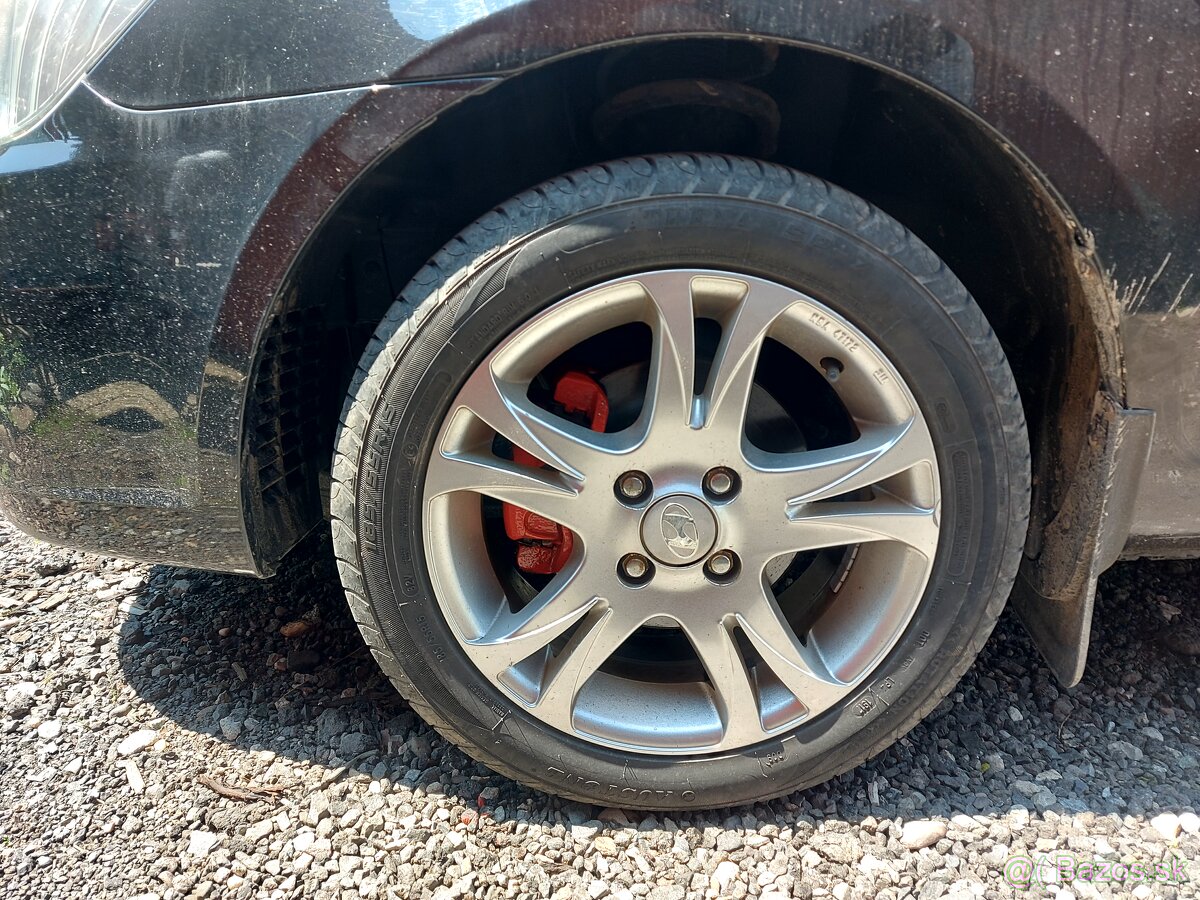 Hyundai accent 1.4 16v - 13