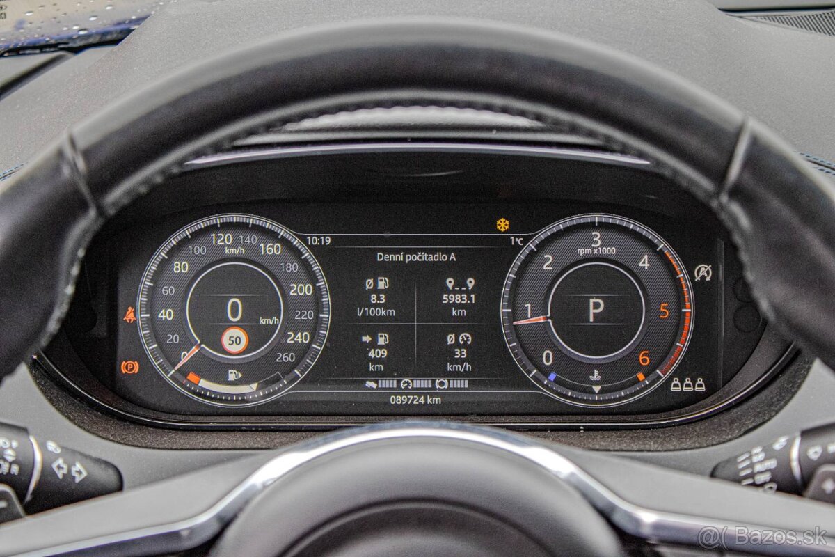 Jaguar E-Pace 2.0 R-Dynamic SE AWD A9 132kW - 13