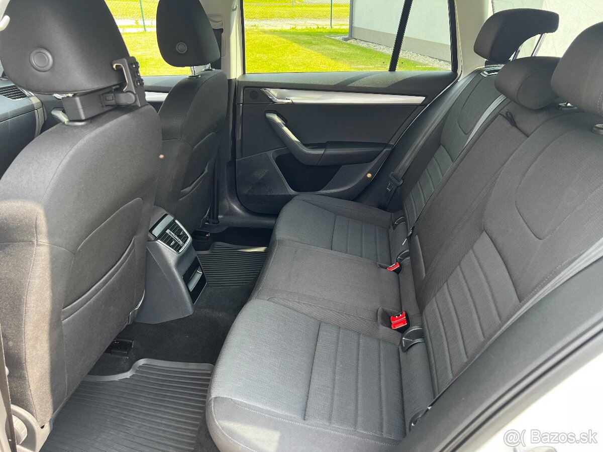 Škoda Octavia kombi 1.6TDi ELEGANCE ALU - 13