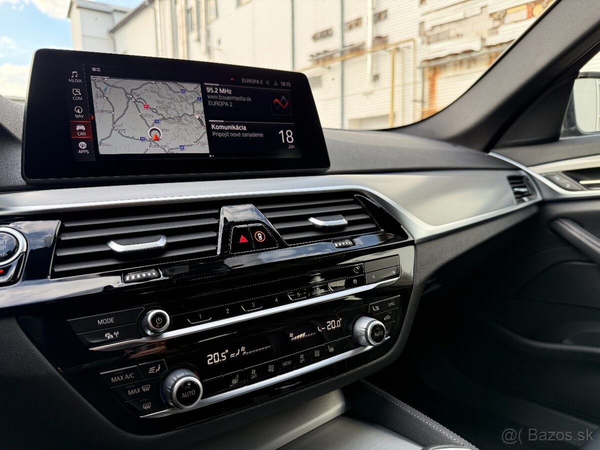 BMW 530d xDrive M-Packet - 13