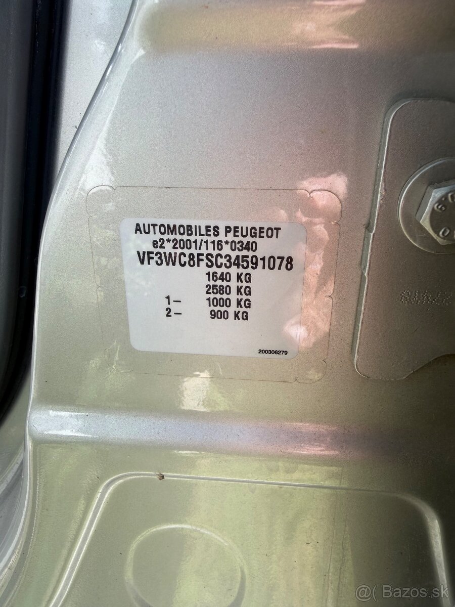 Peugeot 207 - 13